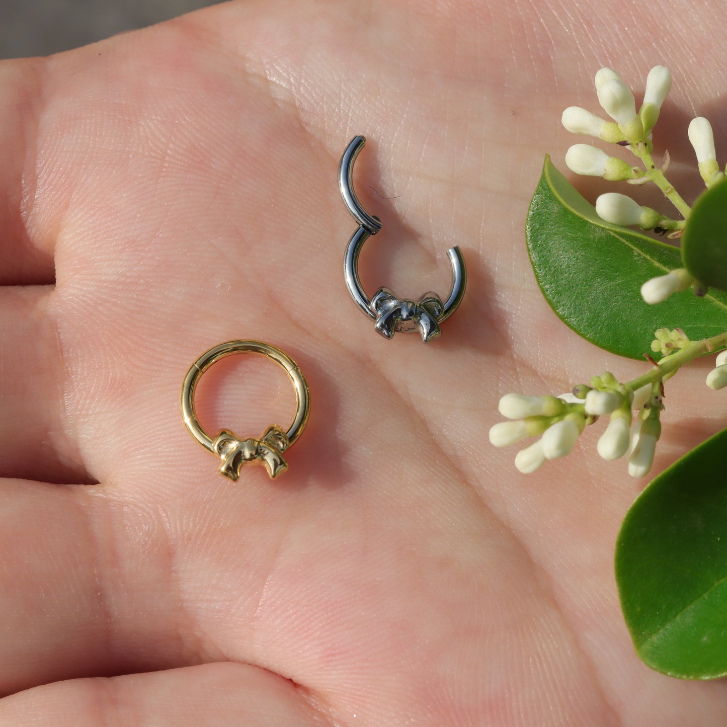 16G ASTM F136 Titanium Bow Tie Septum Ring/ Fresh Piercing Hinged Ring/ Hypoallergenic Septum/ Waterproof Jewelry/ Titanium Septum1.2*8/10mm