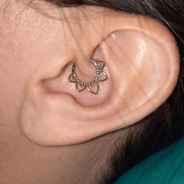 Surgical steel daith piercing clearance