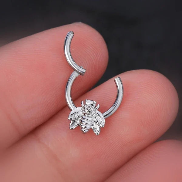 16G F136 Titanium Hinged Segment Bee Septum Ring/ Bumble Bee Septum Hoop/ Silver Septum Jewelry/ Bee Daith Hoop/ Hinged Cartilage Hoop/Helix Miss Vivi Jewelry