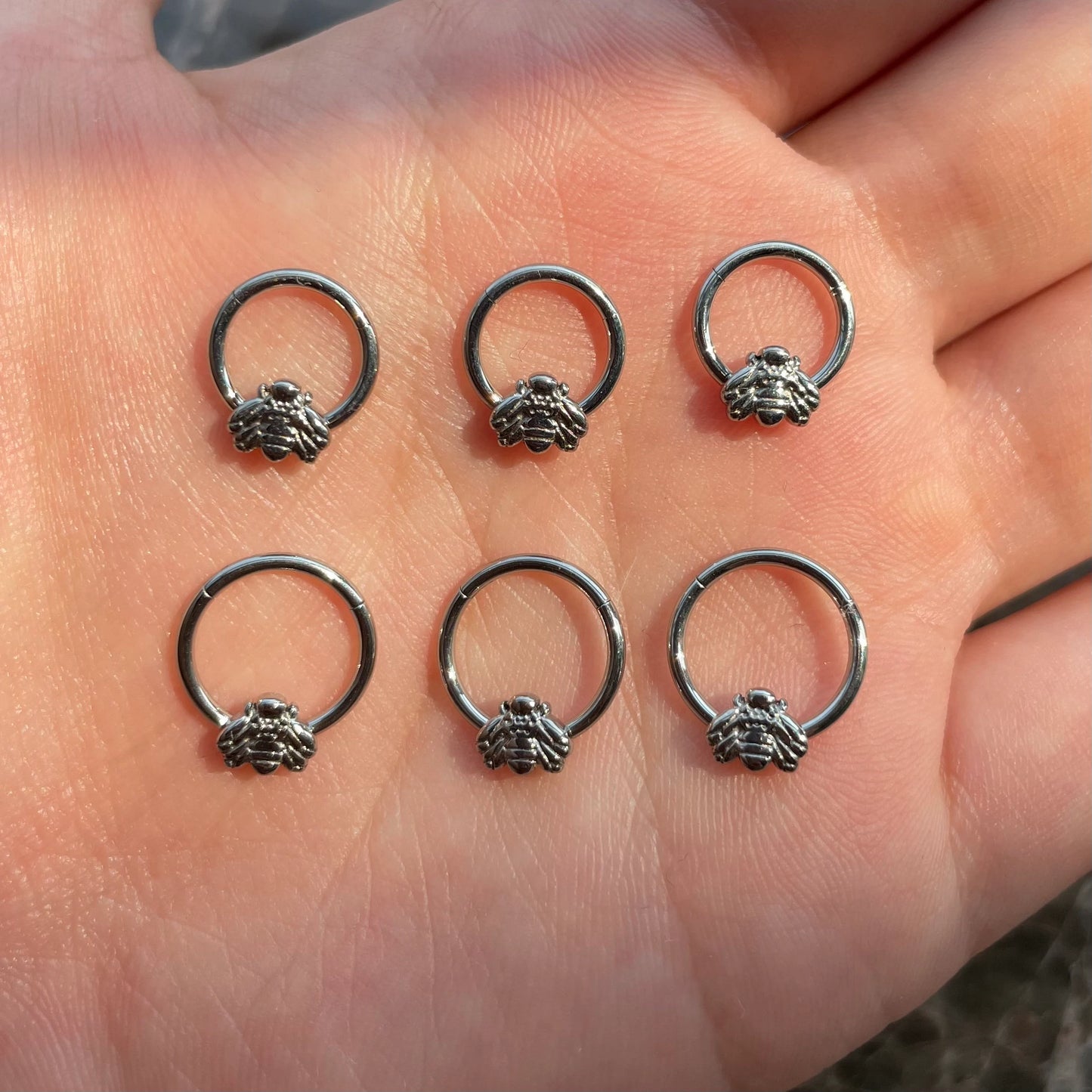 16G ASTM F136 Titanium Bumble Bee Hinged Hoop/ Bee Septum/ Silver Septum Hoop/ Hinged Daith/ Septum Clicker/ Cartilage hoop 1.2*8/10mm Miss Vivi Jewelry