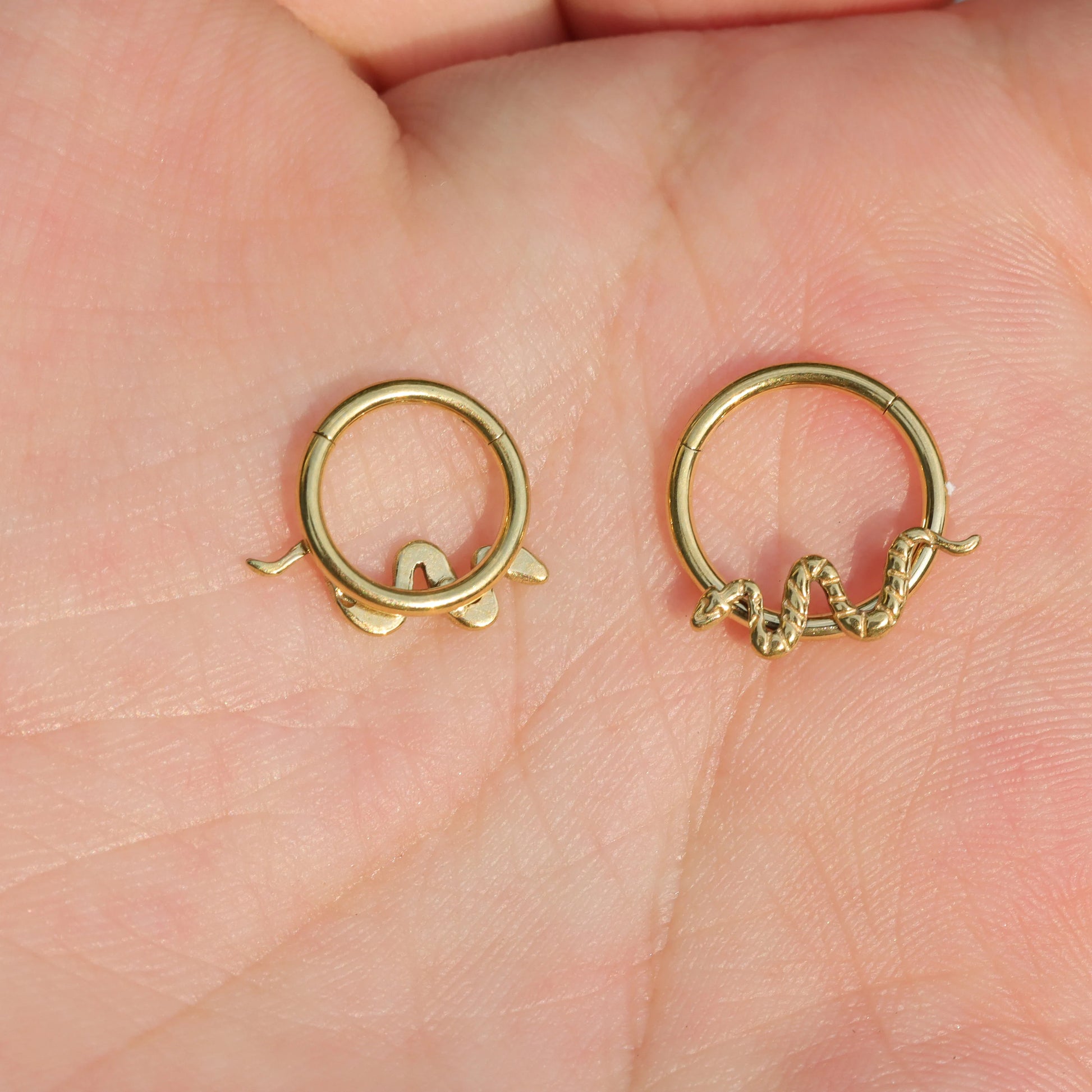 16G Snake Septum Clicker/ Snake Cartilage Earring/ Hinged Daith Hoops/ Snake Daith Ring/ Surgical Steel Hoop/ Daith Piercing/ Datih Earring Miss Vivi Jewelry