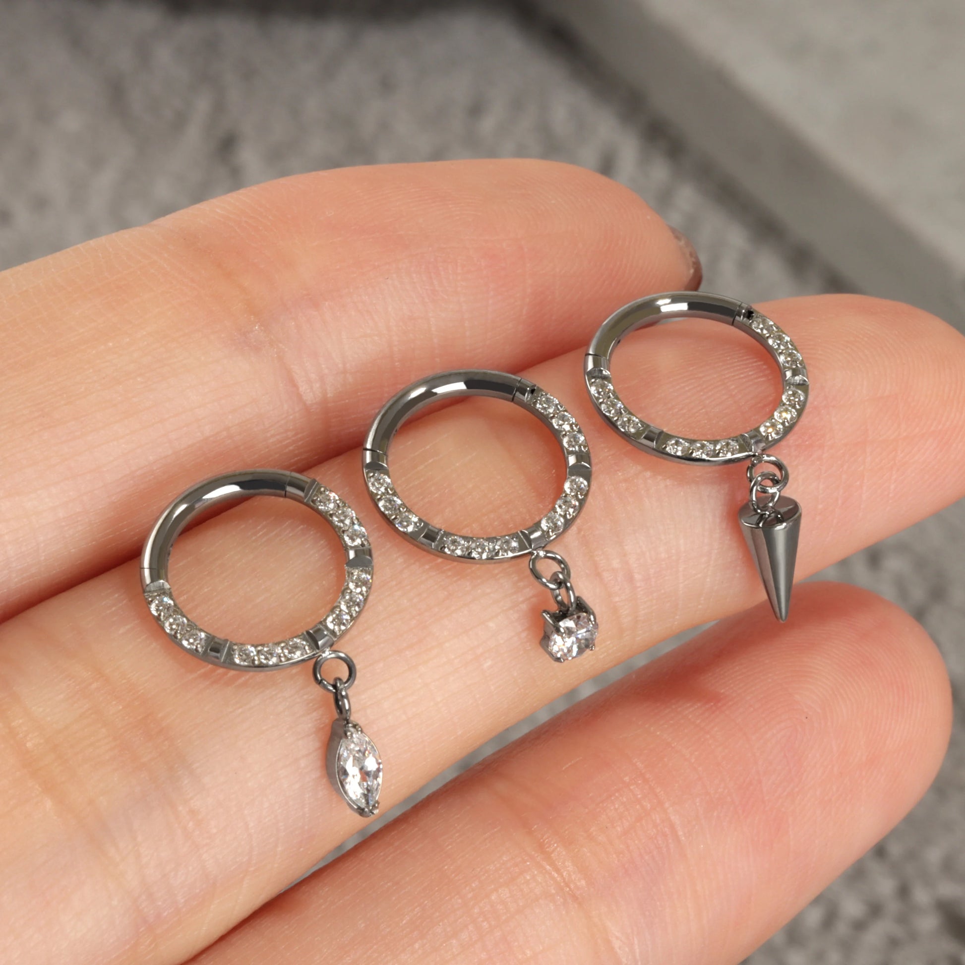 F136 Titanium Dangle Septum Clicker/ 16G Hinged Septum Piercing Jewelry/ Silver Septum Hoop/ Titanium Dangle Daith Earring/Dangle Helix hoop Miss Vivi Jewelry